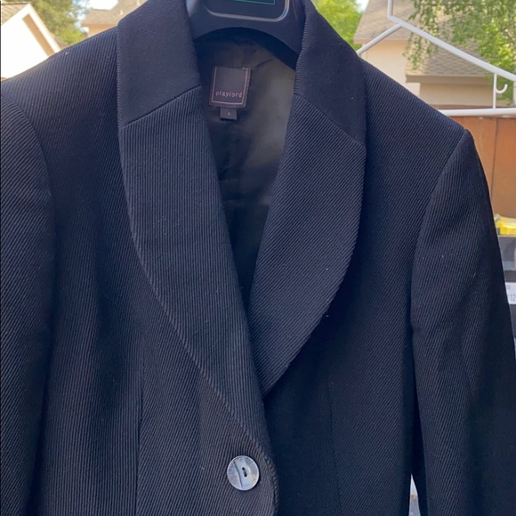suit - Picture 4 of 4